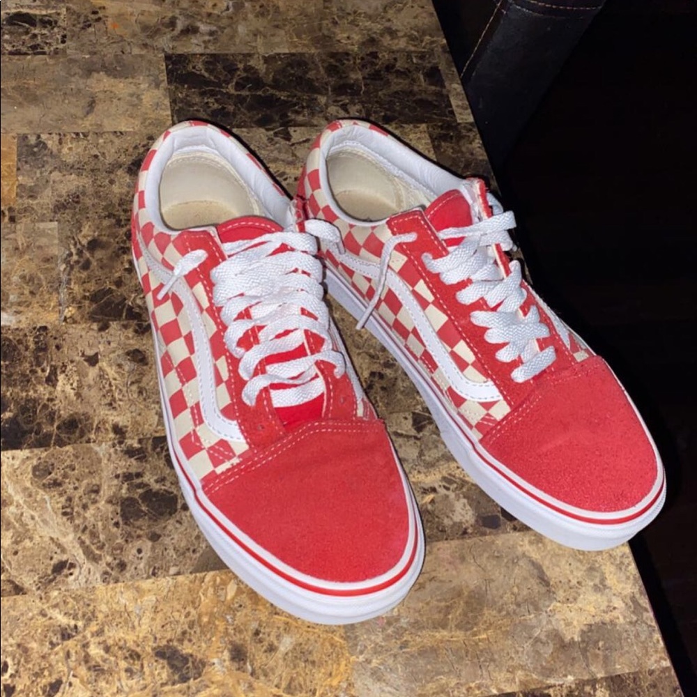 red checkered vans